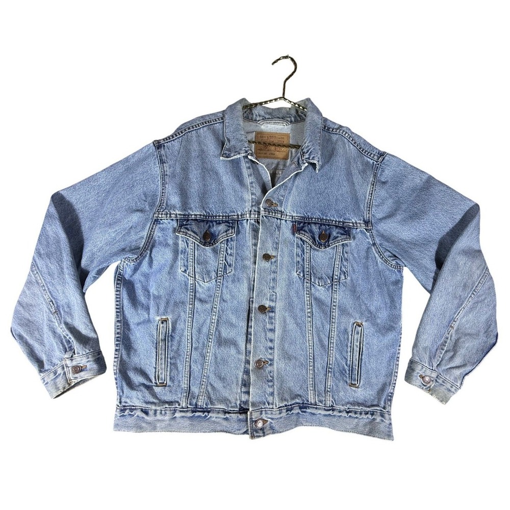 Mens 90s Vintage Levis Light Wash Distress Denim Trucker Jacket Blue Size Large - Picture 1 of 13